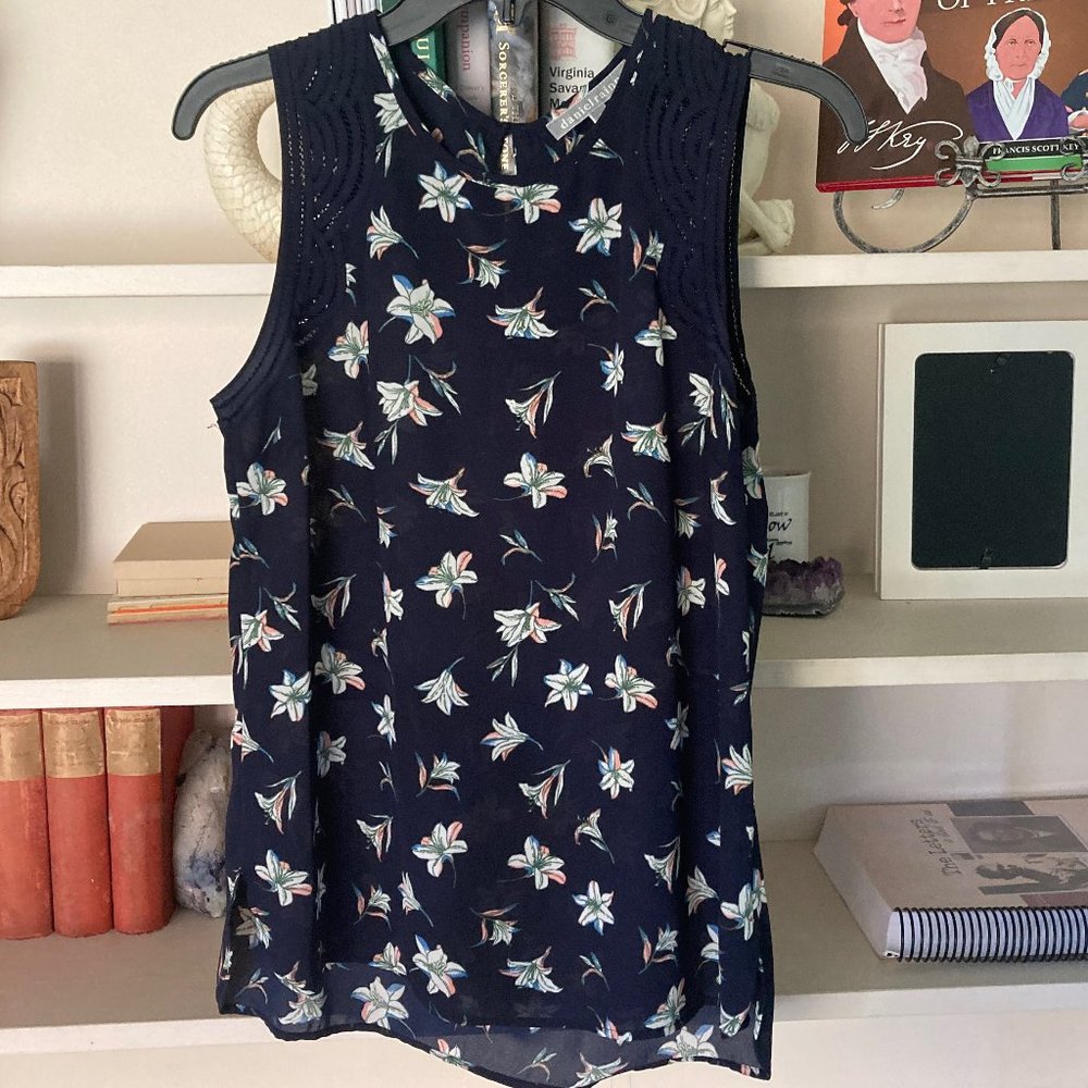 Daniel Rainn Floral Sleeveless Blouse - Size Small